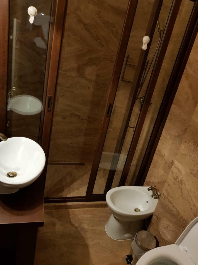 Apartament 2 Camere Ultracentral Râmnicu Vâlcea Dış mekan fotoğraf